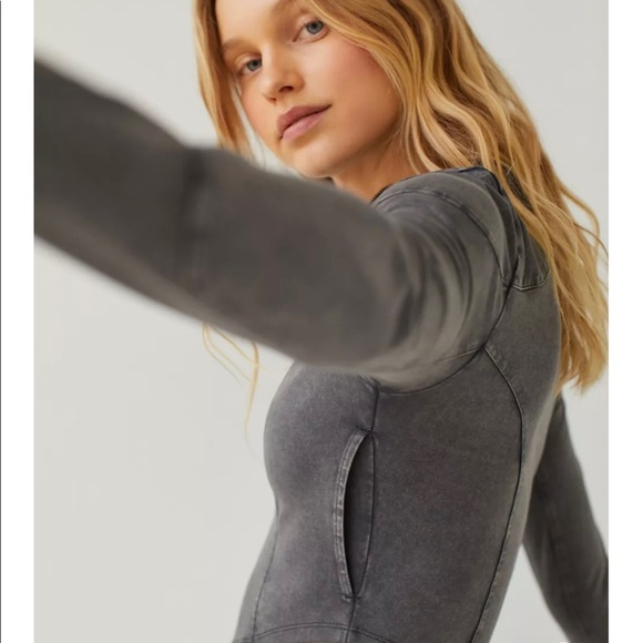 Urban Outfitters jacket - Picture 3 of 5